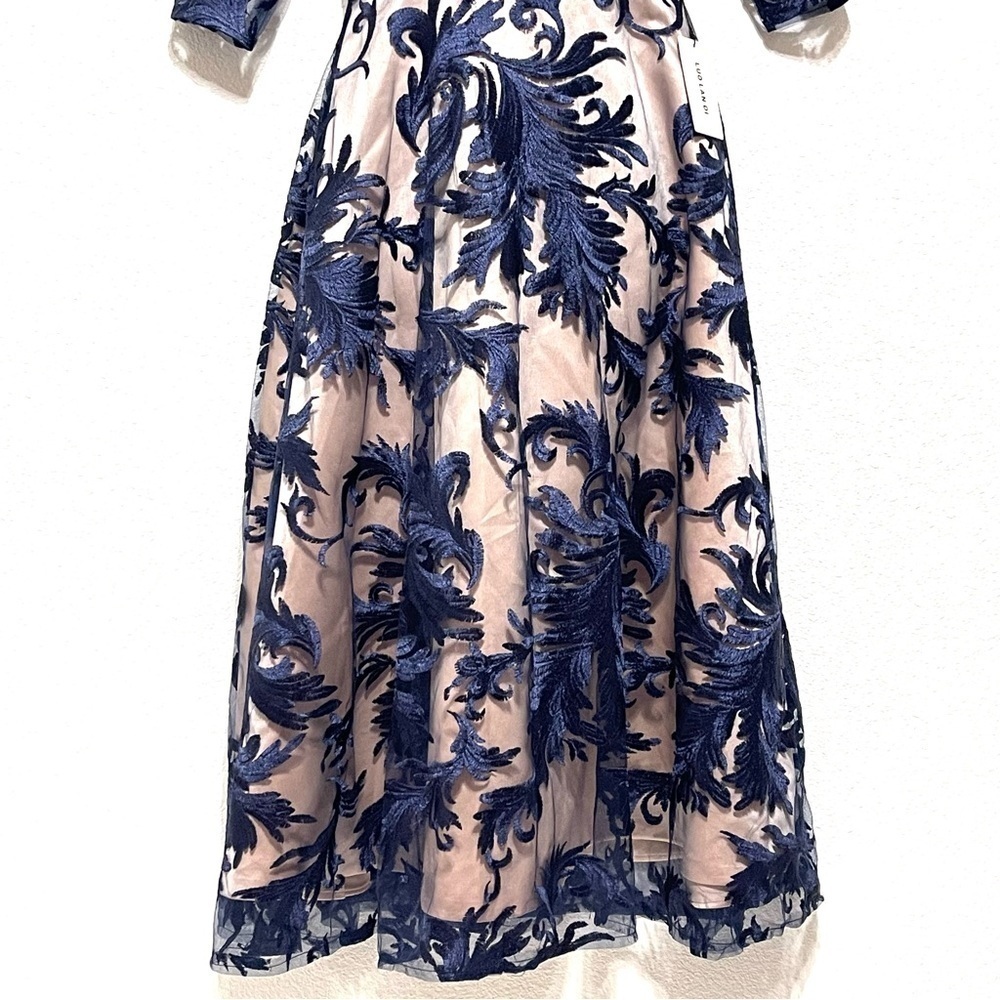 Luo Lan Di NWT Woman Lace Gown Dress Size 2 - Picture 3 of 16
